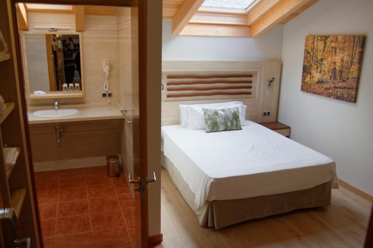 Hotel Rural Montañas De Pumar